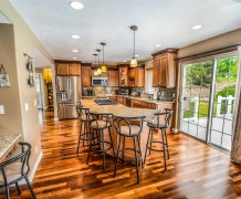 Londony, Centrum 148 m², plot 588 m²